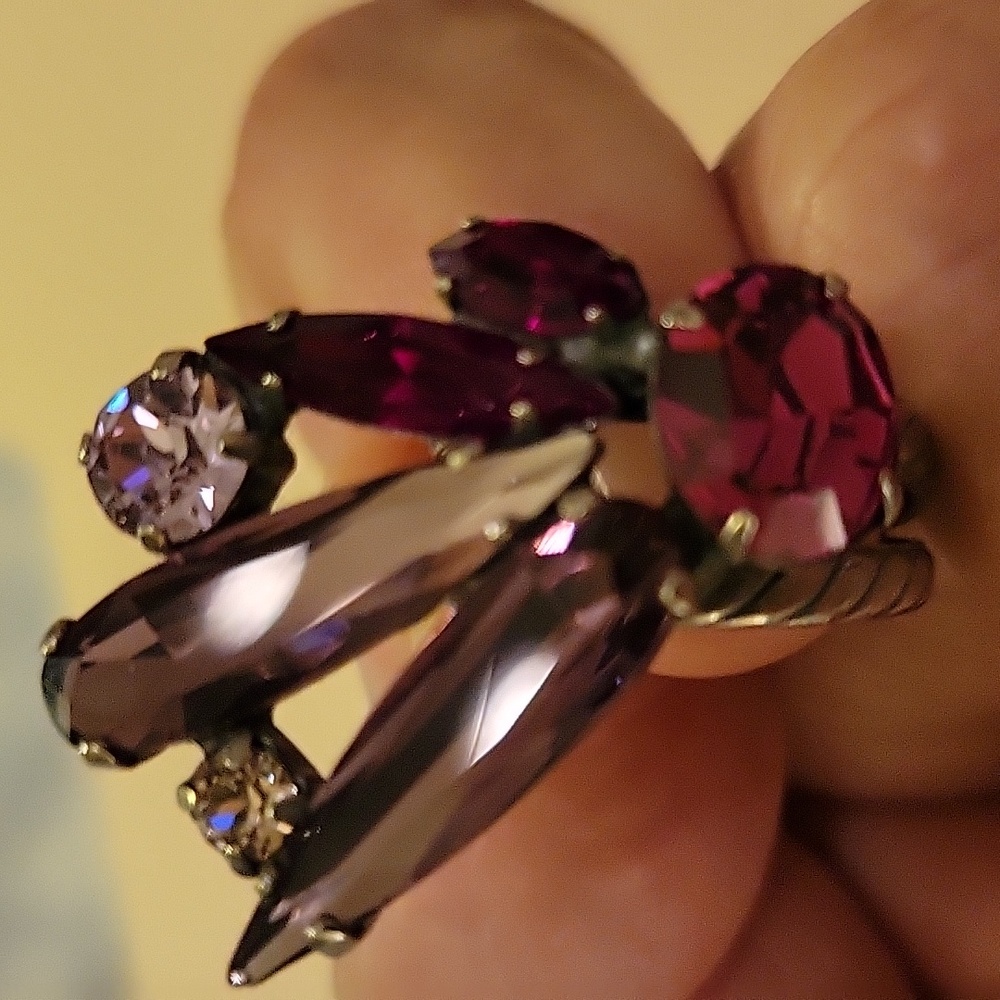 Sorrelli multi crystal ring - Picture 2 of 4